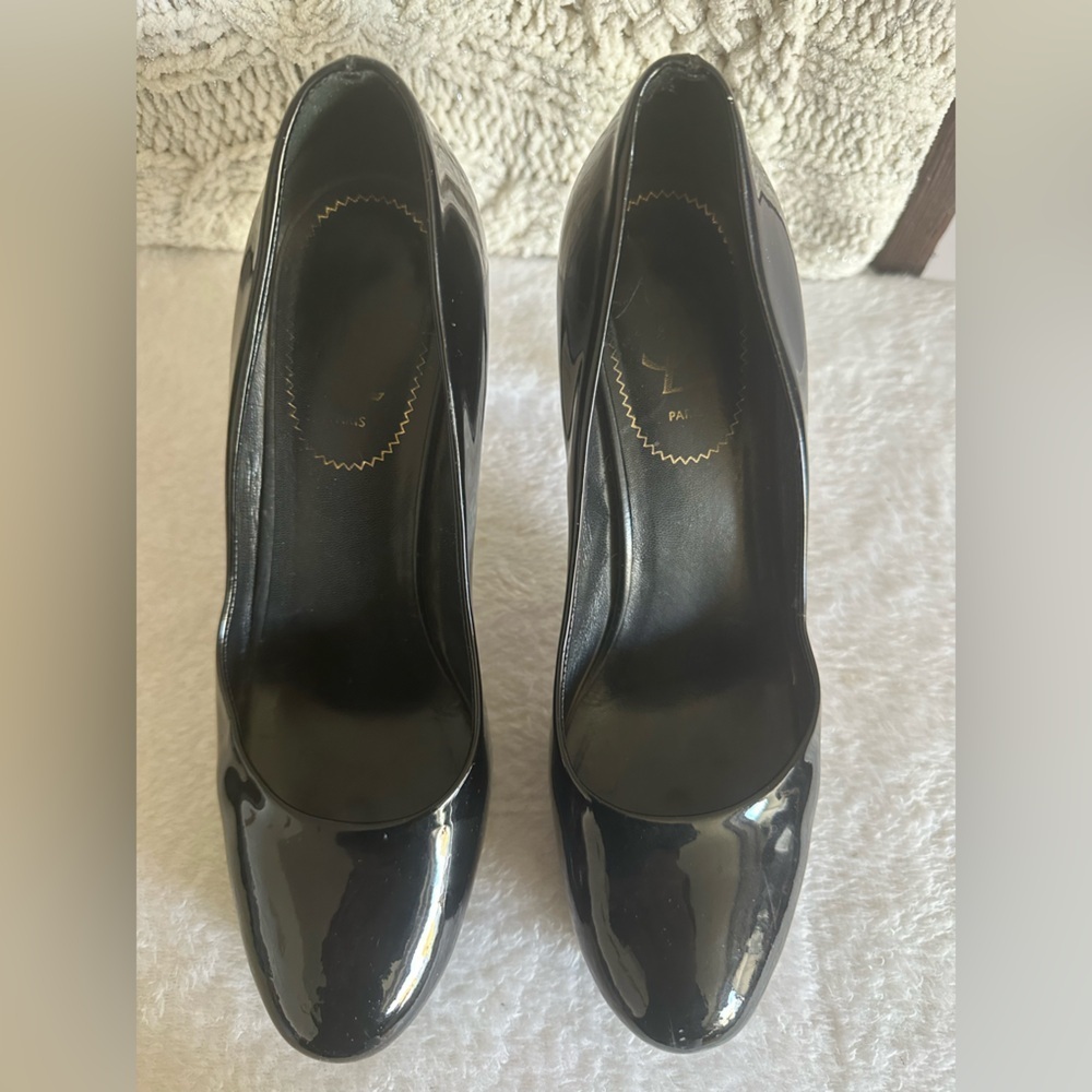 Yves Saint Laurent Shiny Black Heels - Picture 5 of 13